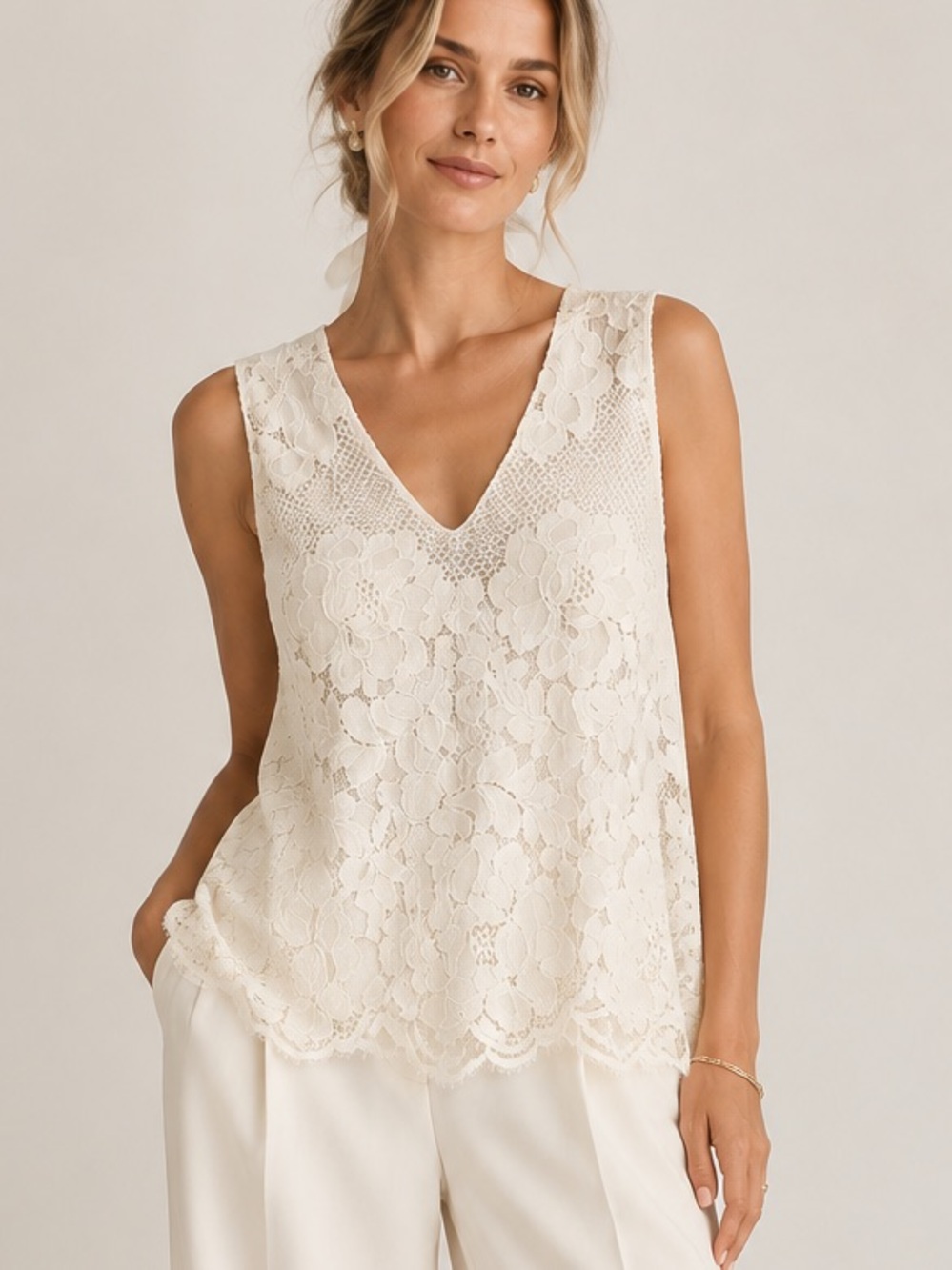 Italian Ivory Cream Floral Lace Sleeveless Blouse V-Neck Tie Back Top Size 6 US